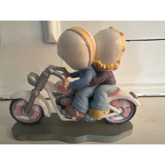 Precious Moments Sculpture - Picture 2 of 8